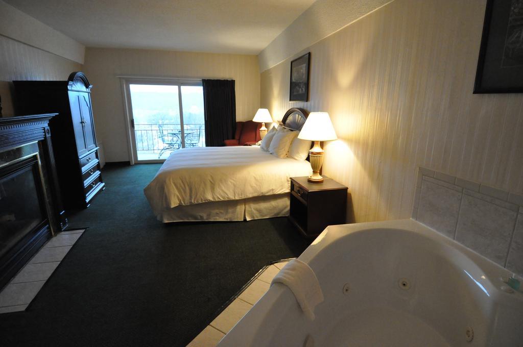 Hillside Inn マディソン 部屋 写真